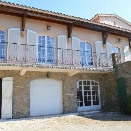 Maison Le Lavandou, 5 Pieces, 8 Personnes - Fr-1-251-245