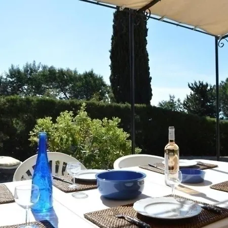 Holiday home Maison Le Lavandou, 5 Pieces, 8 Personnes - Fr-1-251-245 *