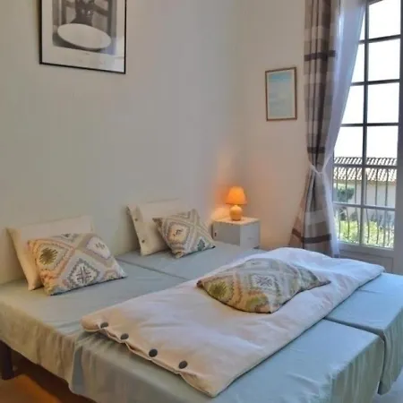 Maison Le Lavandou, 5 Pieces, 8 Personnes - Fr-1-251-245 Le Lavandou